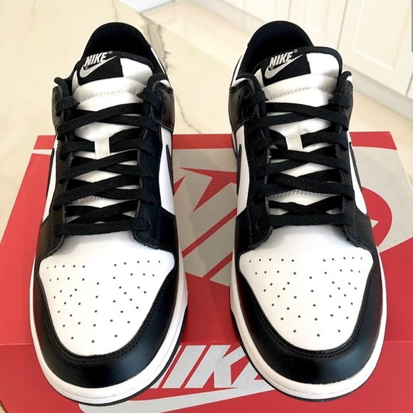 NIKE DUNK LOW PANDAS - Picture 3 of 3